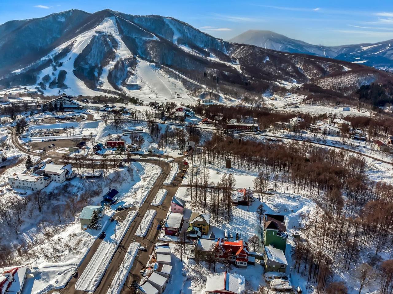 Apartments Madarao Iiyama Екстериор снимка